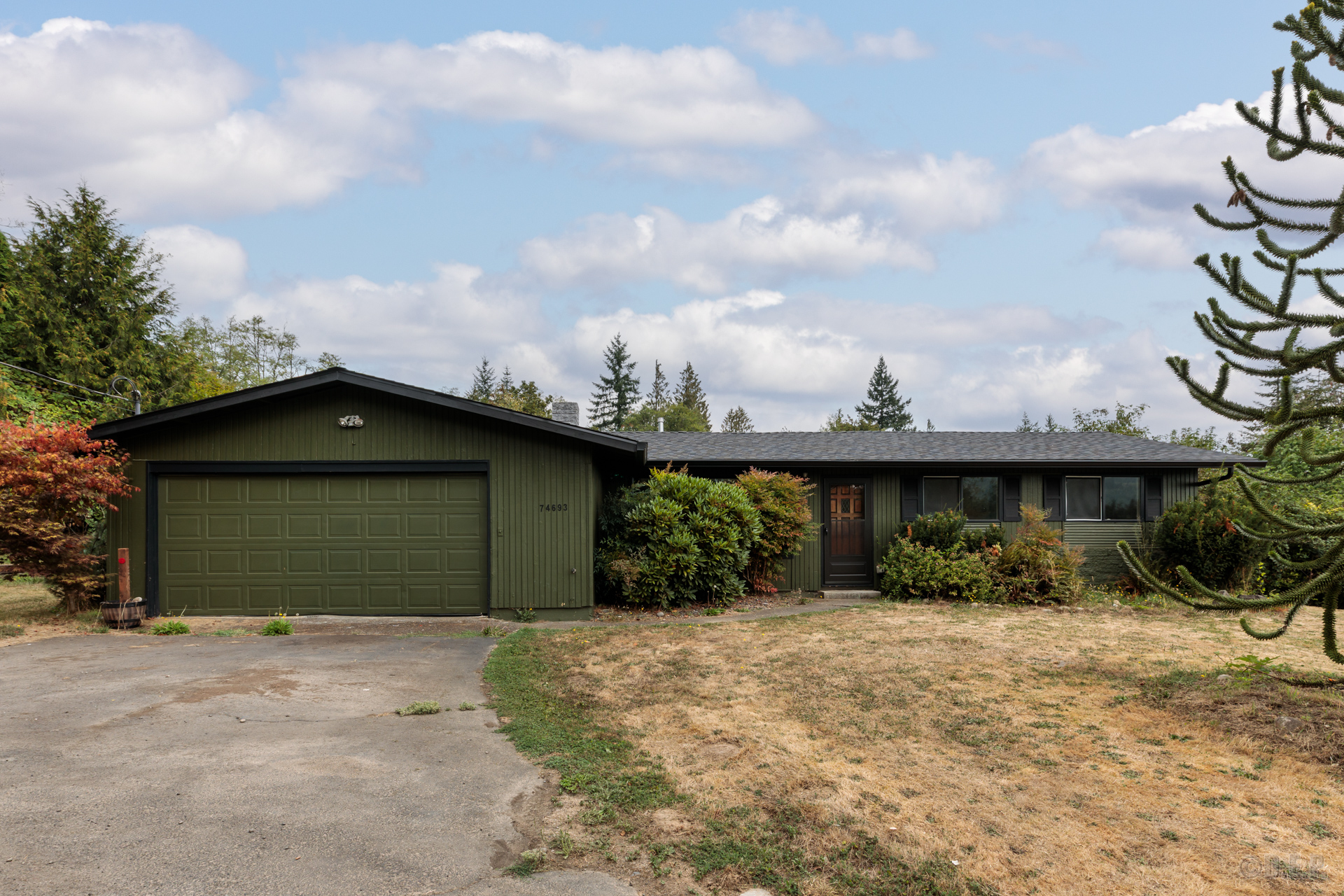 74693 Hale Lane